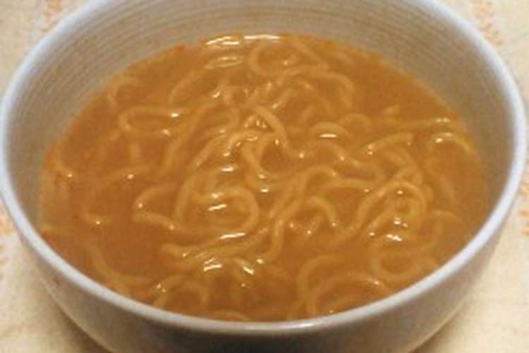 お湯で溶かすだけ 簡単味噌ラーメンスープ レシピ 作り方 By ミツロウ クックパッド 簡単おいしいみんなのレシピが354万品
